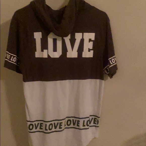 T shirt - Picture 3 of 5